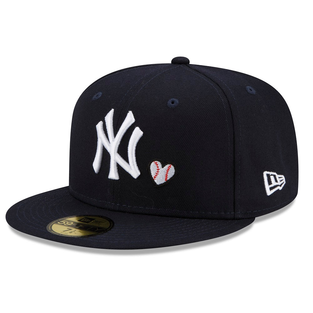 New York Yankees 59FIFTY Team Heart Navy Cap